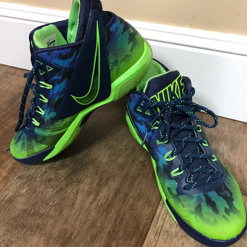 Nike Field General Navy/ Flash Lime